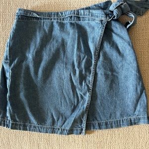 American Eagle High Waisted Denim skirt